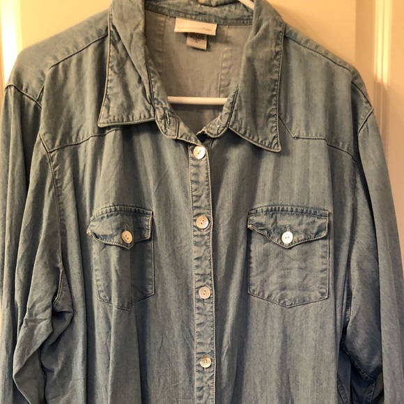 Soft Surroundings Tops - Soft Surroundings tencel denim shirt